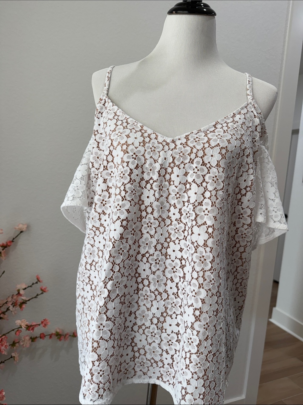 Michael Kors White Lace Women's Top